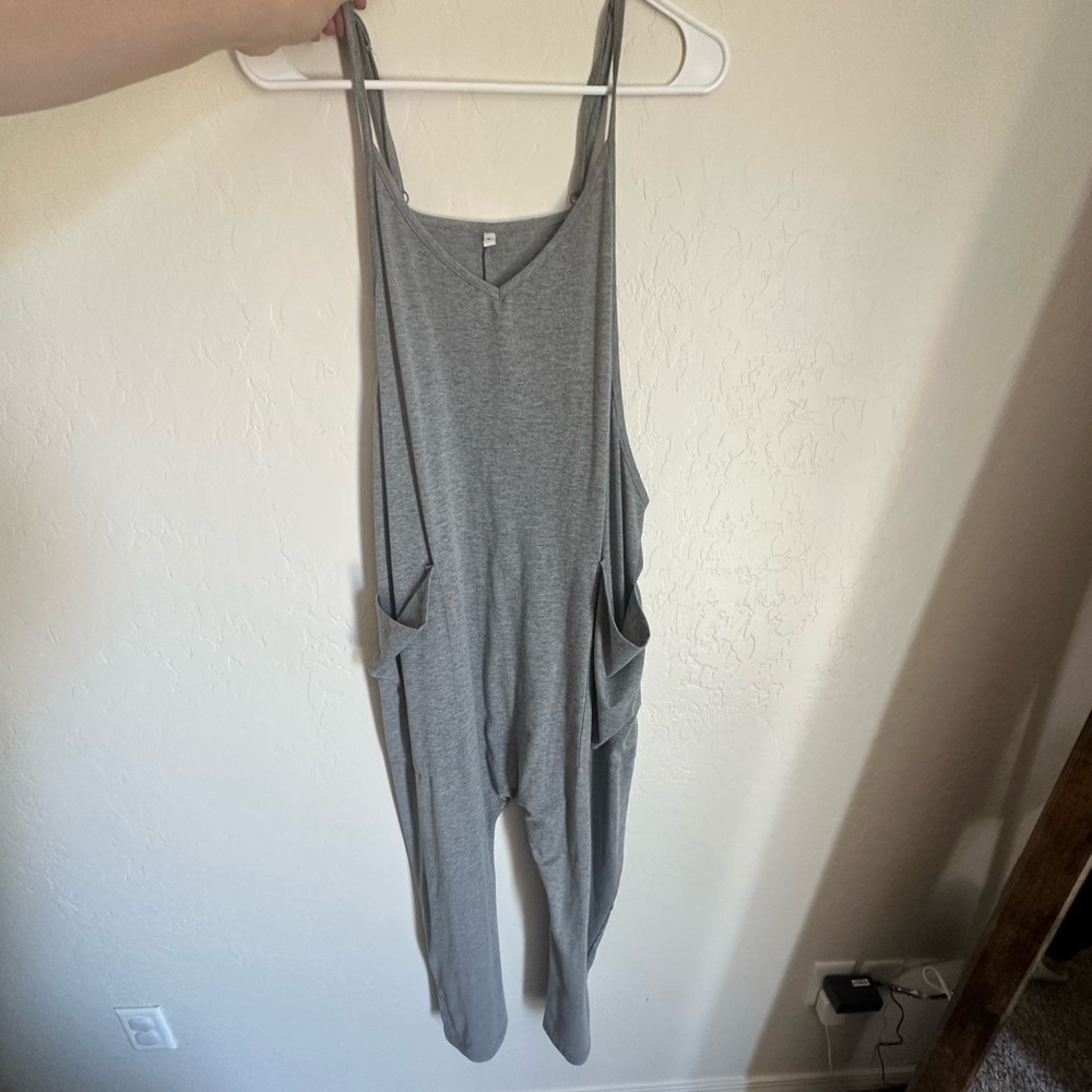 Gray Sleeveless Jumpsuit